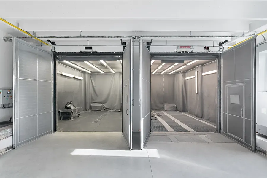 Blasting chamber front view