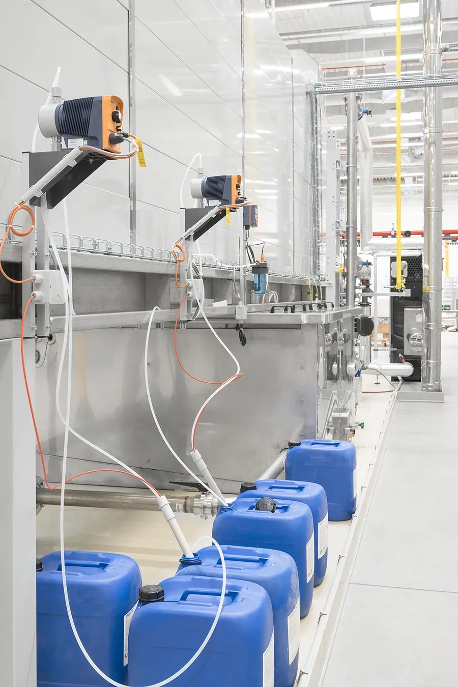 Plnicí stanice chemikálií pro chemickou předúpravu