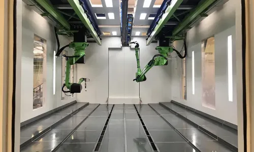 Robotic paint shop for large products