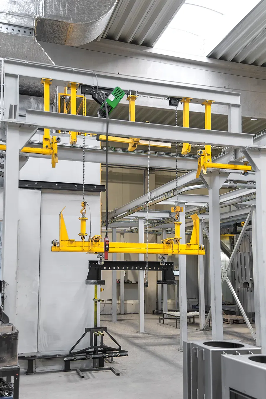 Yellow loading station extended