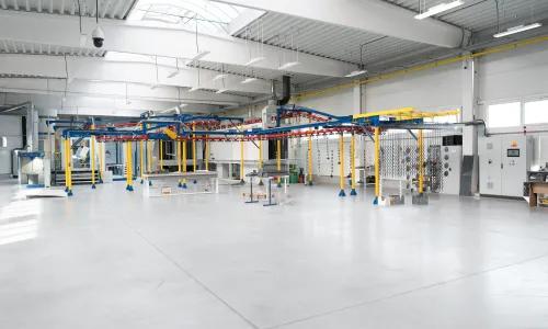 Ekonomická prášková lakovna s automatickou aplikací barvy