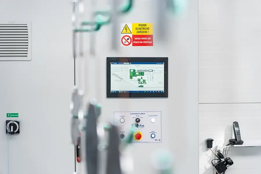 Hlavní panel řídicího systému ESCO