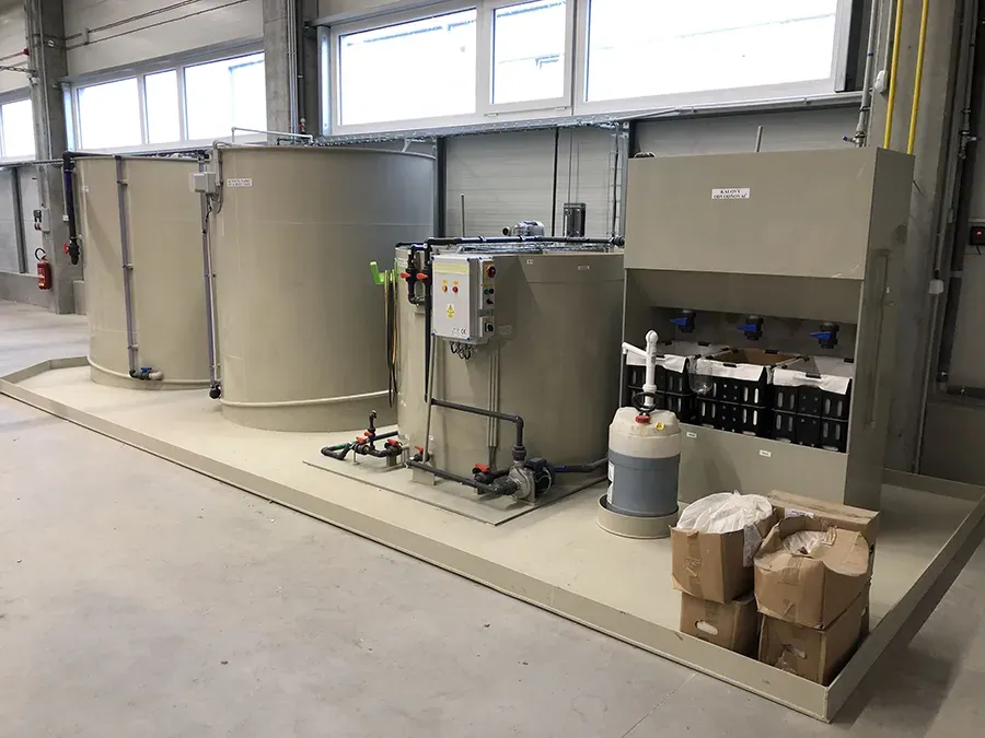 Wastewater treatment unit