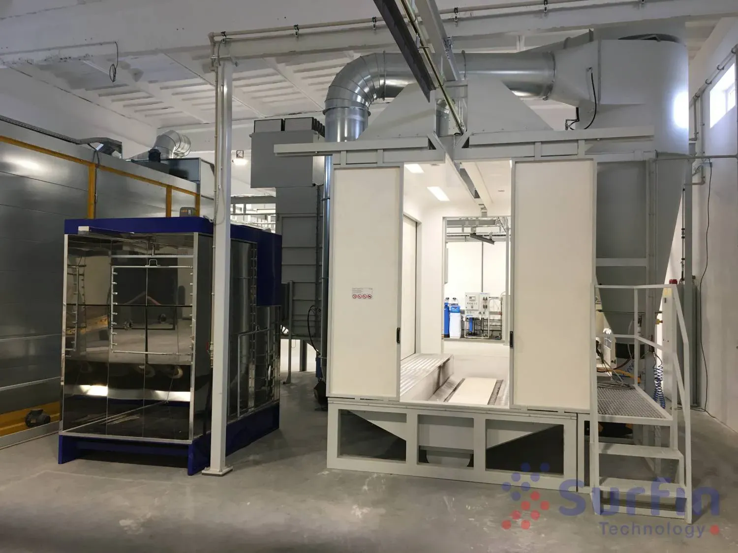 Powder coating booth