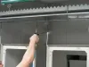 Odstranění nadbytečného prášku pomocí ztlačeného vzduchu
