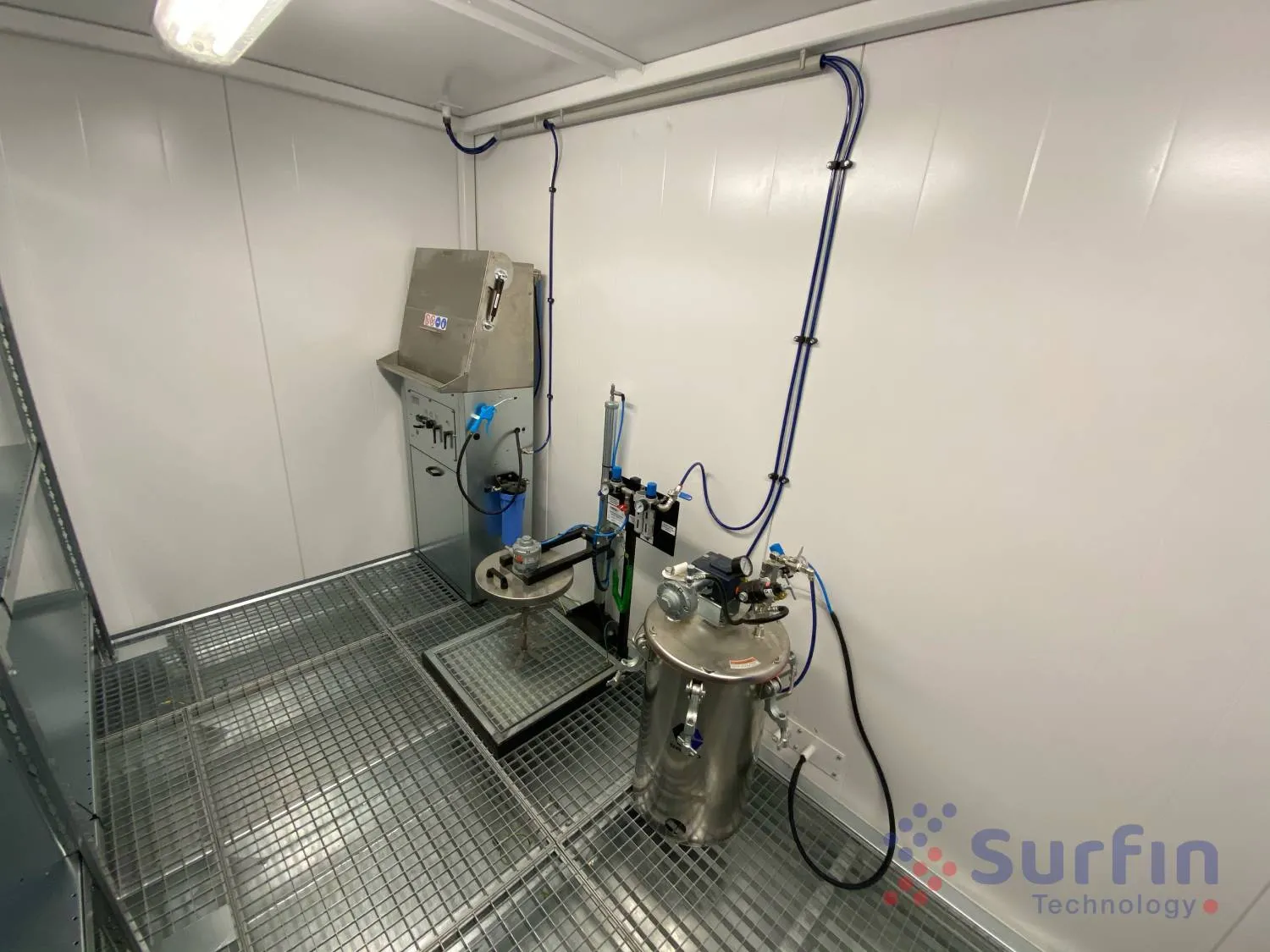 Wet coating loading station
