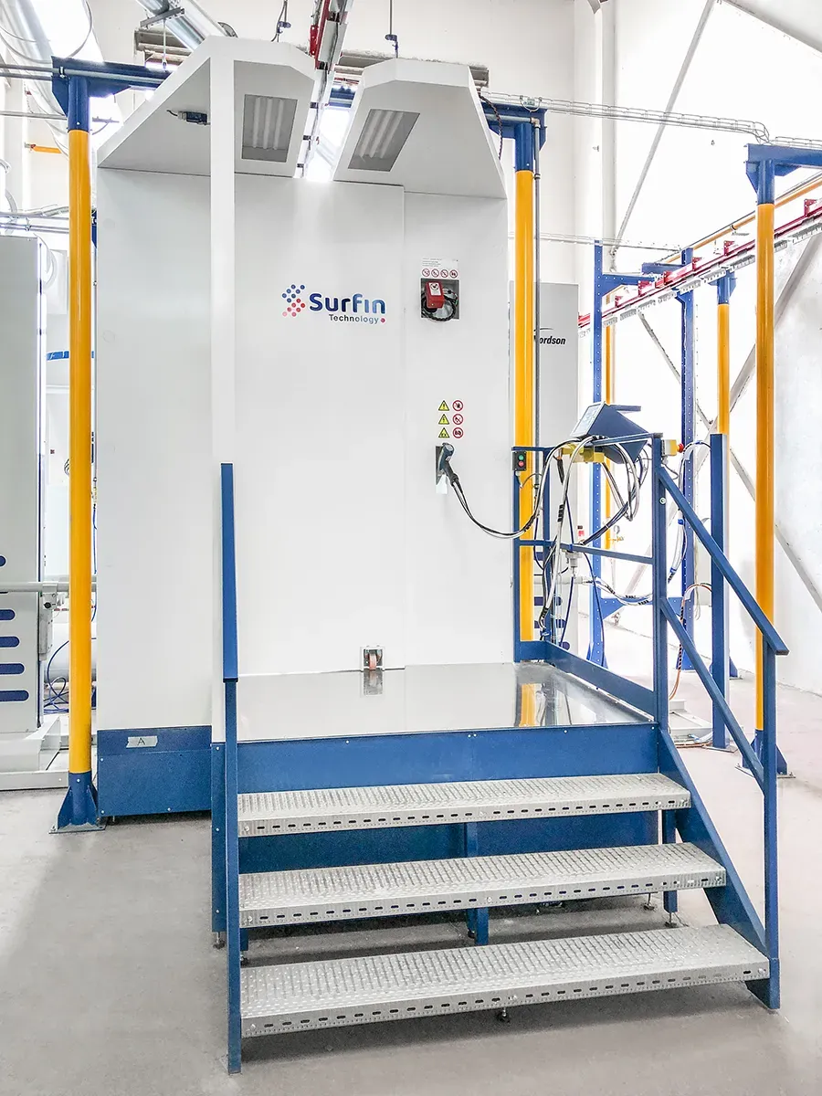Powder coating booth